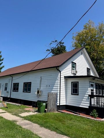 215 E Ninth Street, Madrid, IA 50156