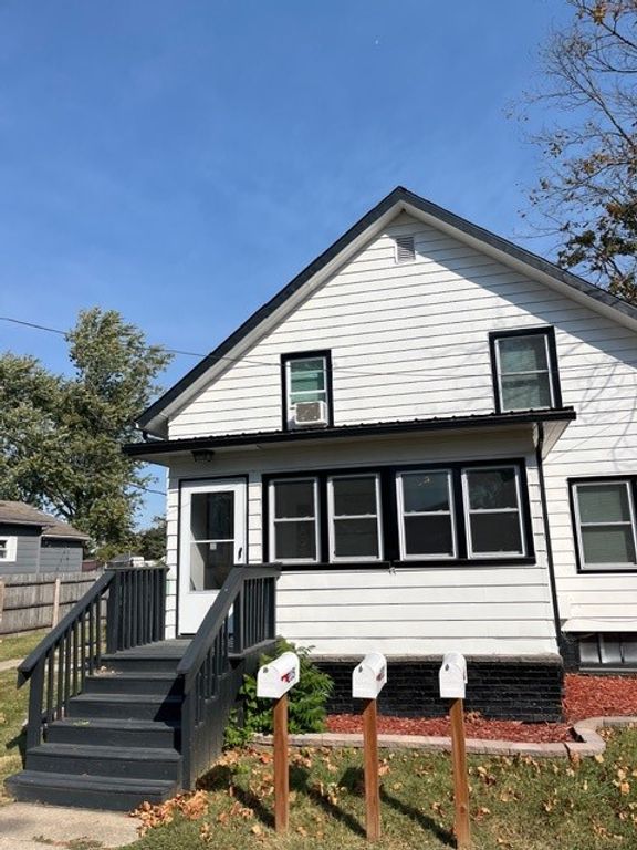 215 E Ninth Street, Madrid, IA 50156