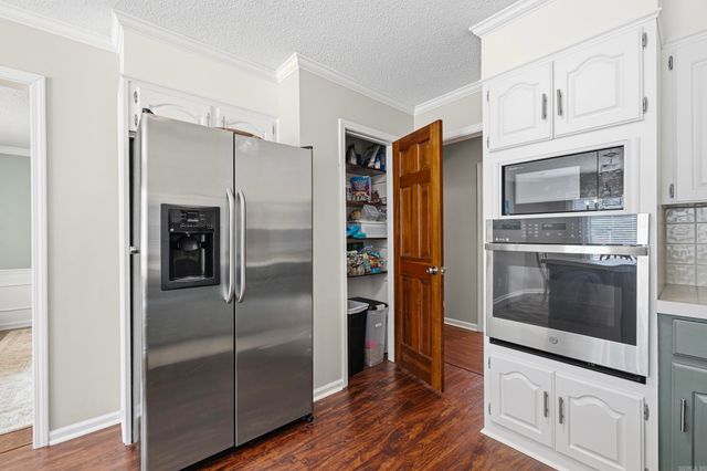 4 Briarstone Drive, Sherwood, AR 72120