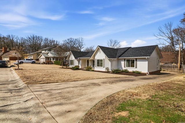 4 Briarstone Drive, Sherwood, AR 72120