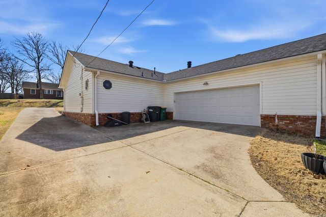 4 Briarstone Drive, Sherwood, AR 72120