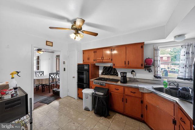 6509 PARKWAY CT, Hyattsville, MD 20782