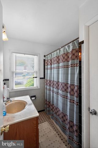 6509 PARKWAY CT, Hyattsville, MD 20782