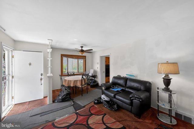 6509 PARKWAY CT, Hyattsville, MD 20782