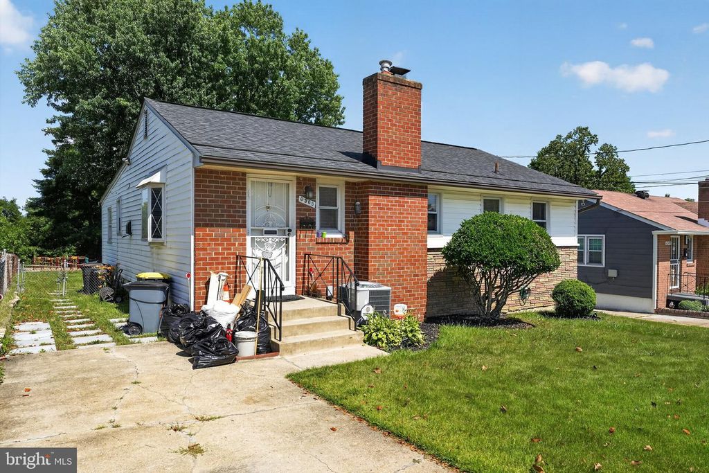 6509 PARKWAY CT, Hyattsville, MD 20782