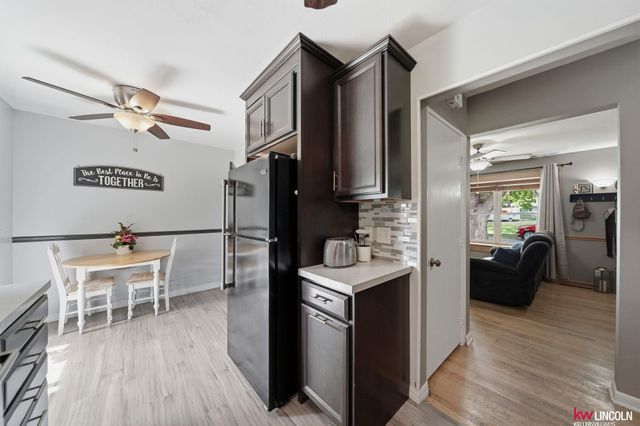 1737 Deweese Drive, Lincoln, NE 68504