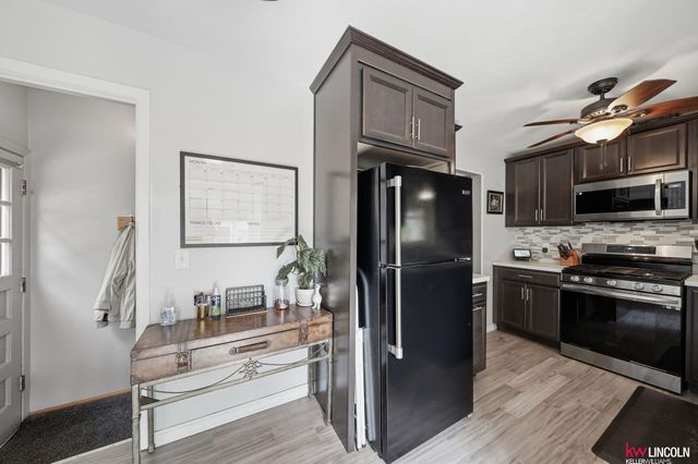 1737 Deweese Drive, Lincoln, NE 68504