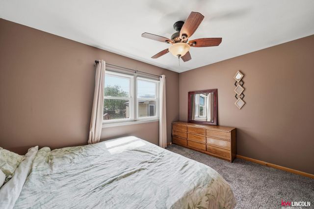 1737 Deweese Drive, Lincoln, NE 68504