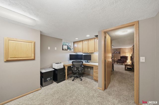 1737 Deweese Drive, Lincoln, NE 68504