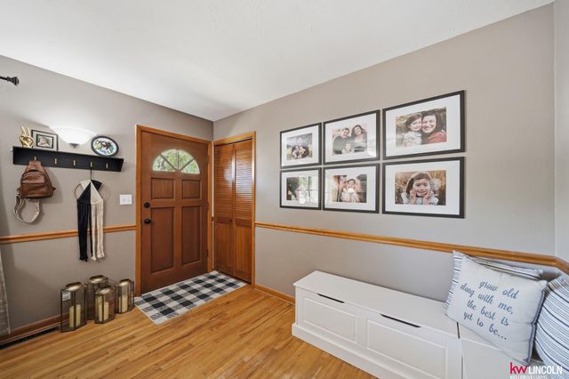1737 Deweese Drive, Lincoln, NE 68504