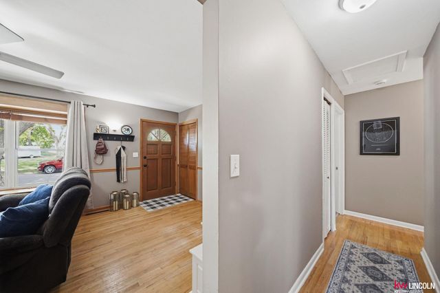 1737 Deweese Drive, Lincoln, NE 68504