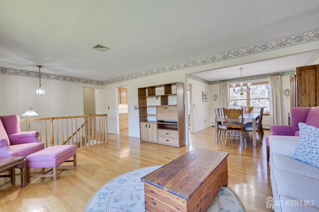 345 Clinton Avenue, North Plainfield, NJ 07063