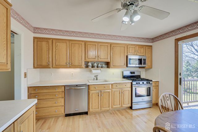 345 Clinton Avenue, North Plainfield, NJ 07063