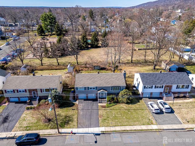 345 Clinton Avenue, North Plainfield, NJ 07063