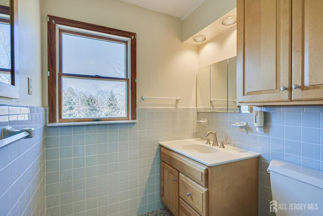 345 Clinton Avenue, North Plainfield, NJ 07063