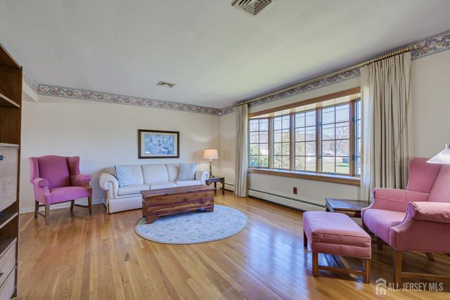 345 Clinton Avenue, North Plainfield, NJ 07063