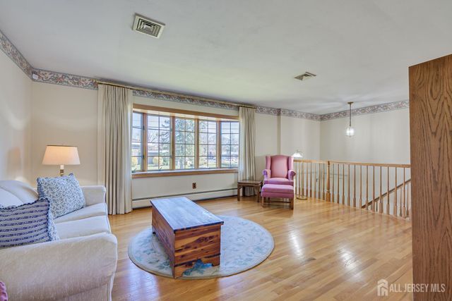 345 Clinton Avenue, North Plainfield, NJ 07063