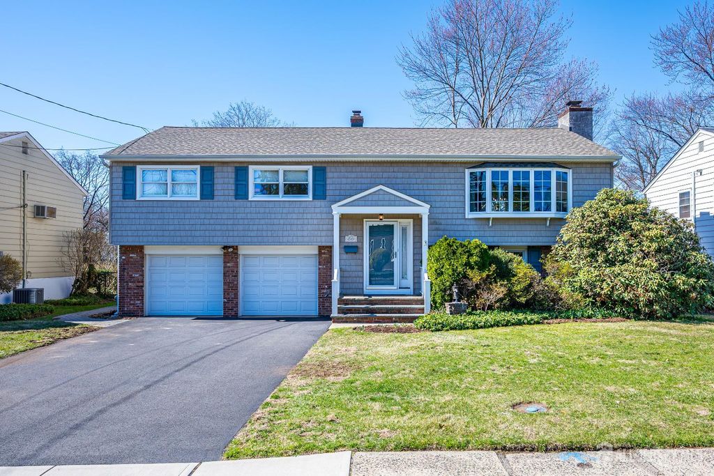 345 Clinton Avenue, North Plainfield, NJ 07063