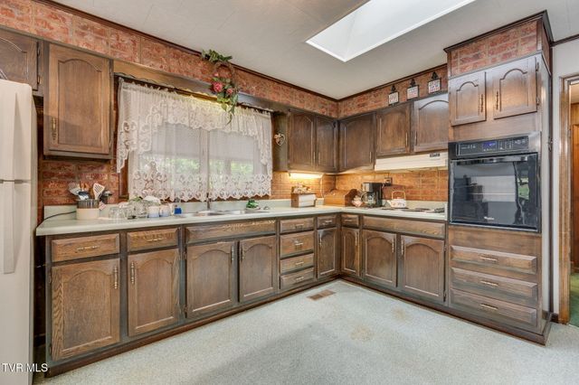 503 Locust Street, Jonesborough, TN 37659