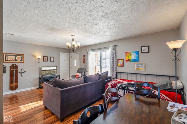 2118 Vine Street, New Castle, IN 47362