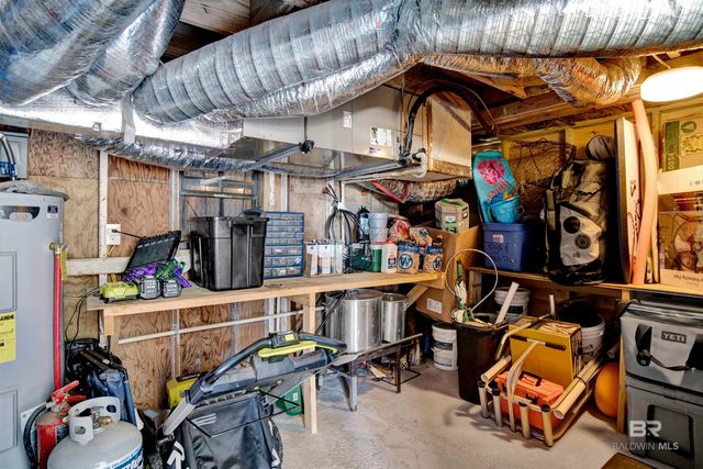 217 W 4th Avenue, Gulf Shores, AL 36542