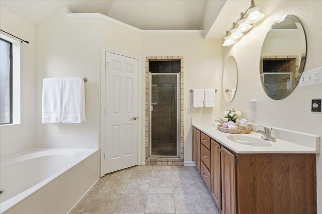 4207 Crossgate Court, Arlington, TX 76016