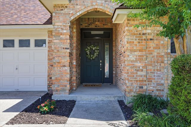 4207 Crossgate Court, Arlington, TX 76016
