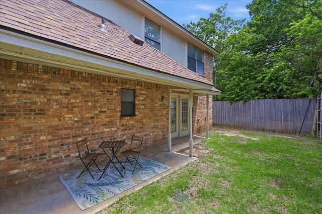 4207 Crossgate Court, Arlington, TX 76016