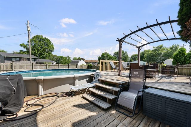 322 Sullivan Drive, Colona, IL 61241
