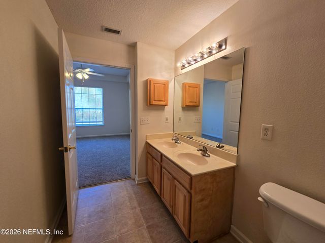 785 OAKLEAF PLANTATION Parkway 1824, Orange Park, FL 32065