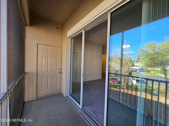 785 OAKLEAF PLANTATION Parkway 1824, Orange Park, FL 32065