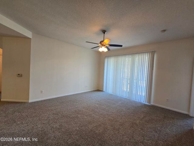 785 OAKLEAF PLANTATION Parkway 1824, Orange Park, FL 32065