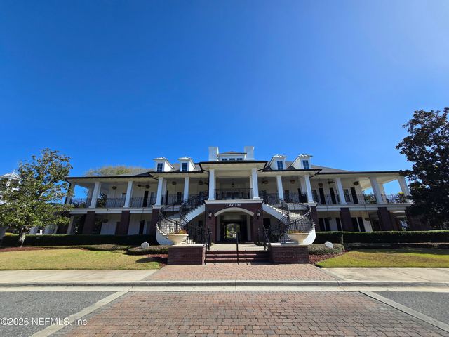 785 OAKLEAF PLANTATION Parkway 1824, Orange Park, FL 32065