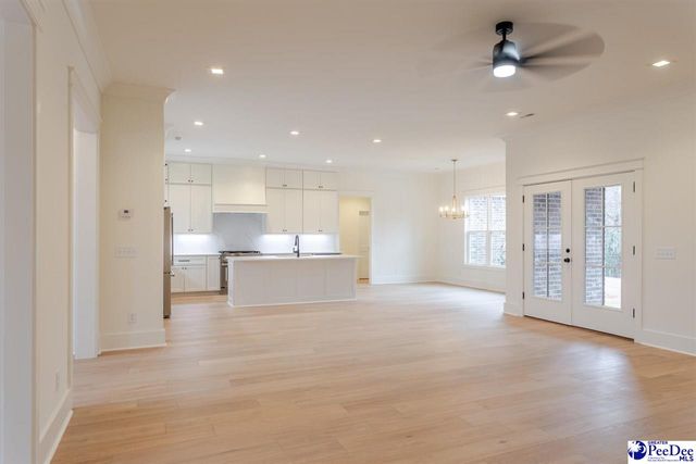 2524 Edinberg Way, Florence, SC 29501