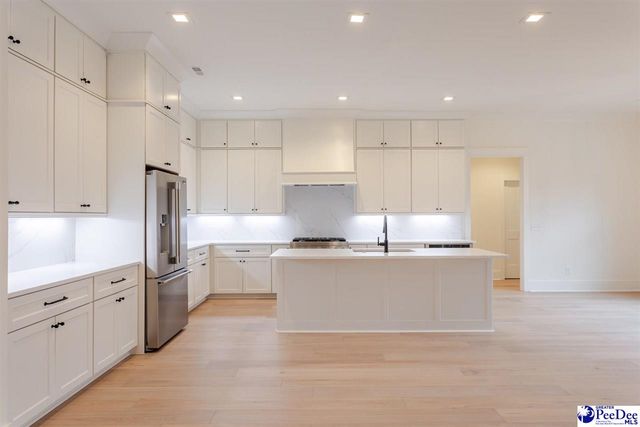 2524 Edinberg Way, Florence, SC 29501