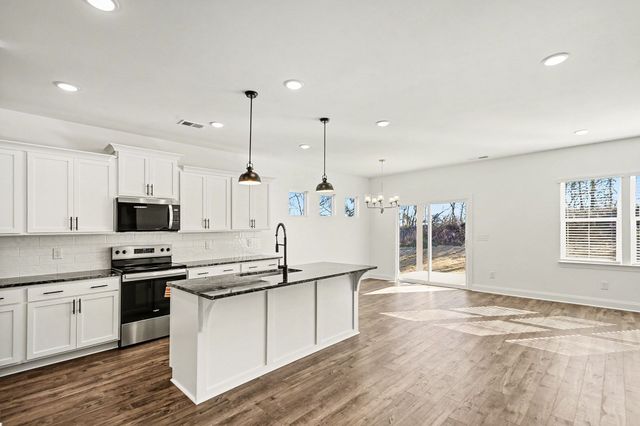 1029 Riverview Run, Madison, TN 37115