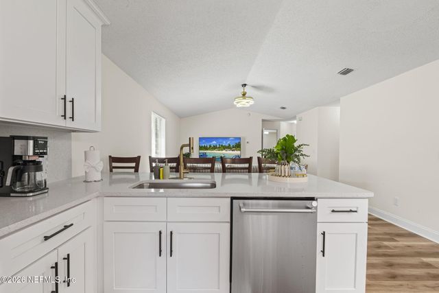 2658 SAM HOUSTON Place, Jacksonville, FL 32246