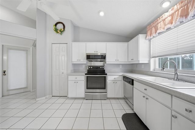 8051 THATCH TERRACE, Hudson, FL 34667