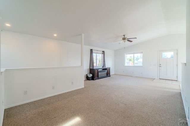 2425 Atlanta Ave, Pueblo, CO 81003