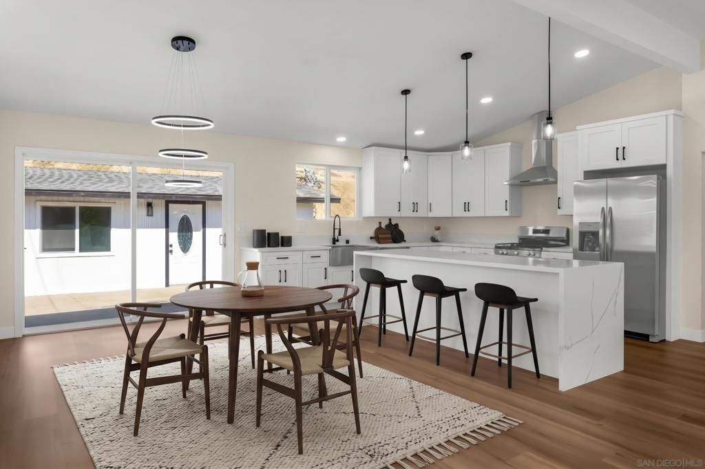 6568 Radio Dr, San Diego, CA 92114 — photo 3