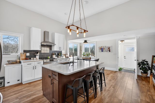 6432 50th Avenue, Norwalk, IA 50211