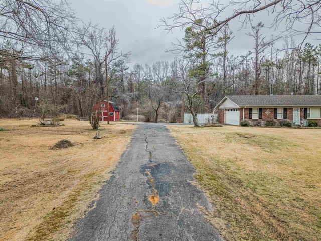 8113 S 22 HWY, Michie, TN 38357