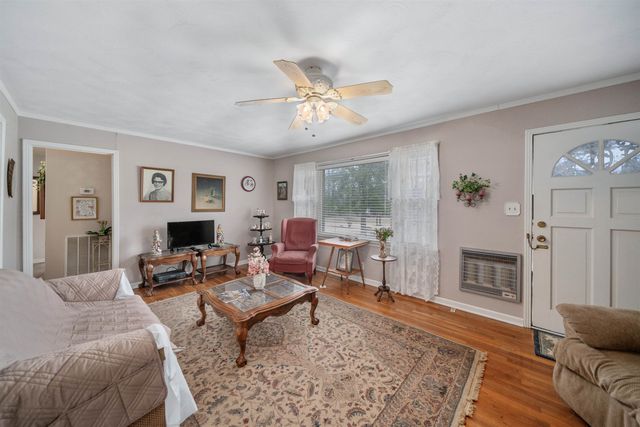 8113 S 22 HWY, Michie, TN 38357