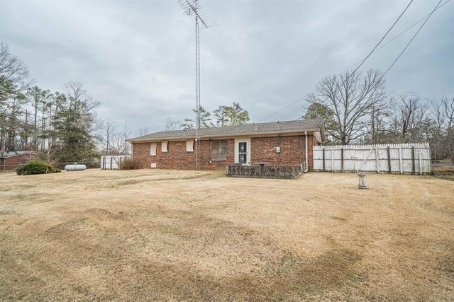 8113 S 22 HWY, Michie, TN 38357