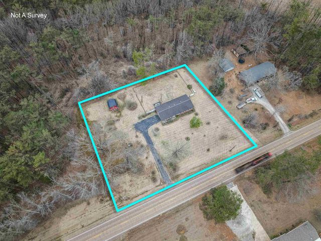 8113 S 22 HWY, Michie, TN 38357