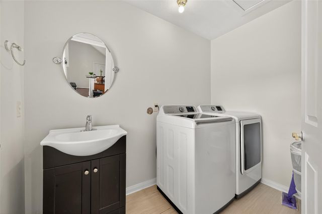 11406 Harris Avenue, Pearland, TX 77584