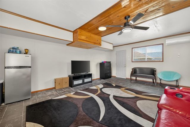 11406 Harris Avenue, Pearland, TX 77584