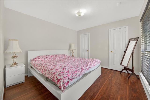 11406 Harris Avenue, Pearland, TX 77584