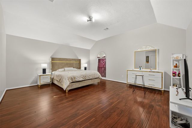 11406 Harris Avenue, Pearland, TX 77584