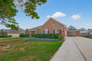 11406 Harris Avenue, Pearland, TX 77584